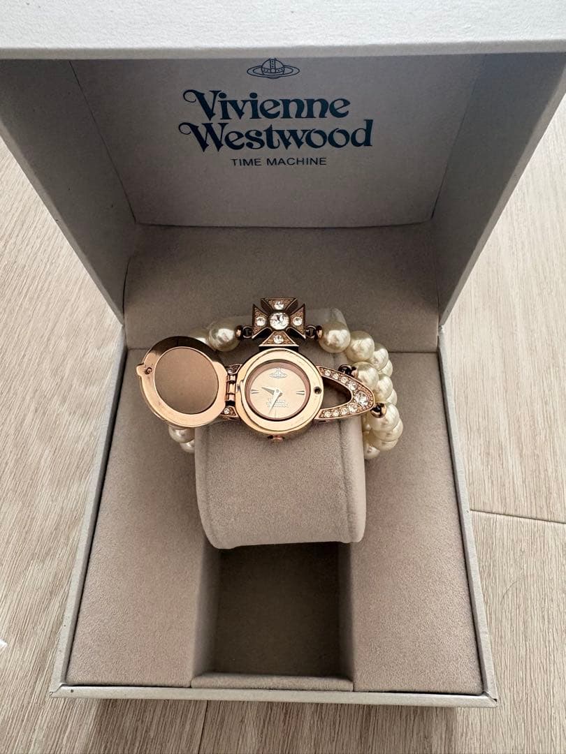 ヴィヴィアンウvivienne westwoodのブレスレット 時計
