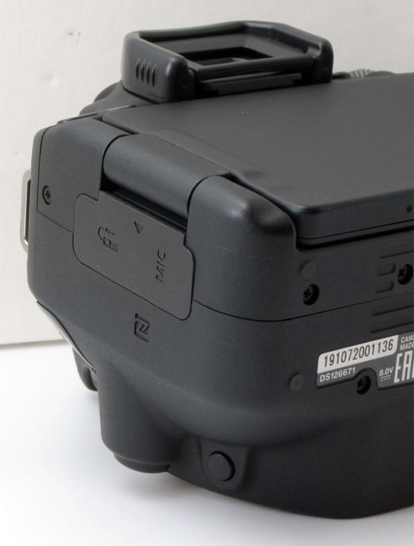 X7後継機！Canon EOS kiss X9★美品★Wi-Fi内蔵★バック付き