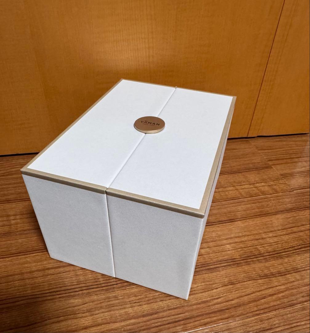 YAMAN 美顔器 フォトプラスシャイニーネオ　充電器・スタンド　YJFM18N