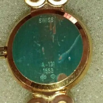 赤色クロコダイル型押の鍵付き時計ケース とレディース腕時計6本まとめ売り