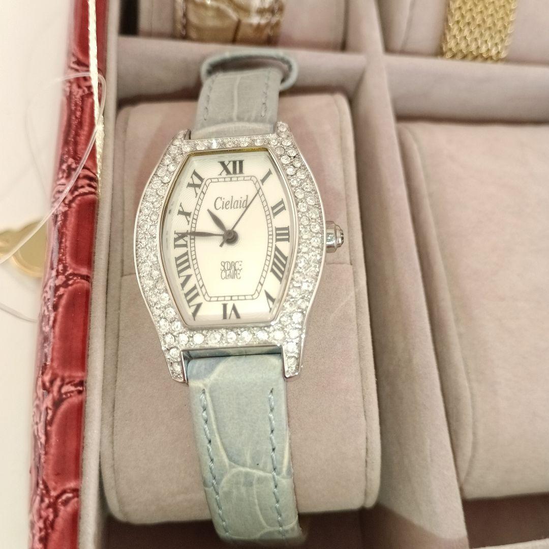 赤色クロコダイル型押の鍵付き時計ケース とレディース腕時計6本まとめ売り