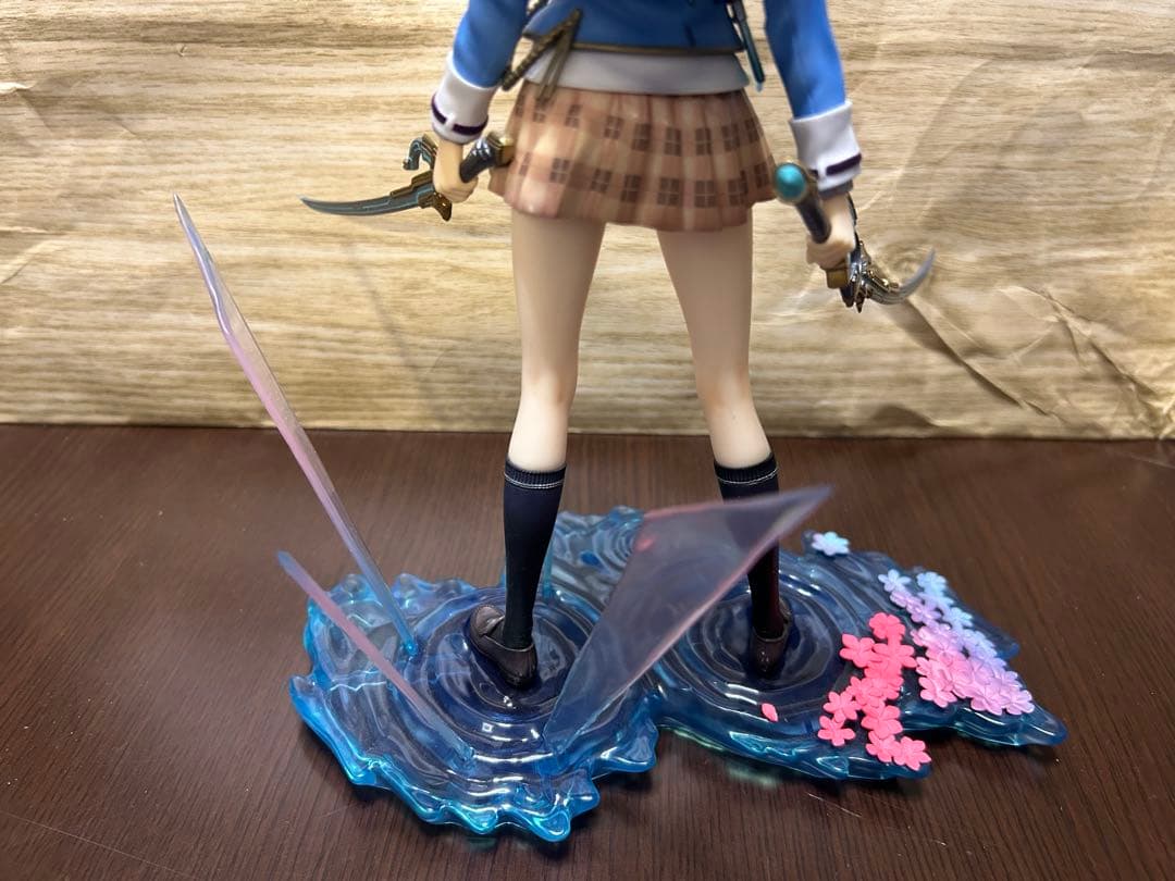 ヘブンバーンズレッド 茅森月歌 1/7 フィギュア　ヘブバン