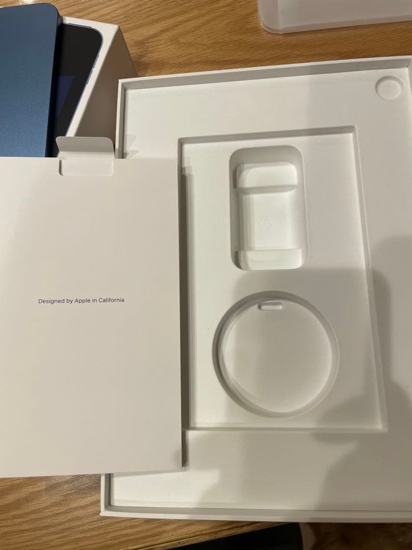 iPad Air 第5世代　64GB 本体 Wi-Fi 箱あり付属なし　ジャンク