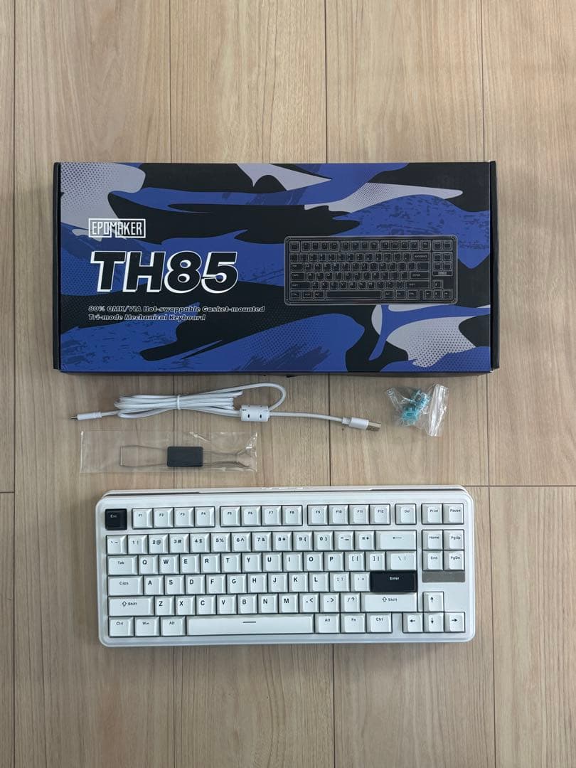 EPOMAKER TH85 メカニカルキーボード