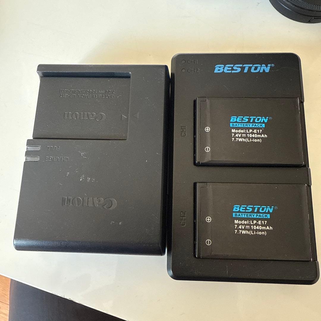 Canon eos m6 シルバー　ズームレンズ&EVF付 (レンズ不具合あり)