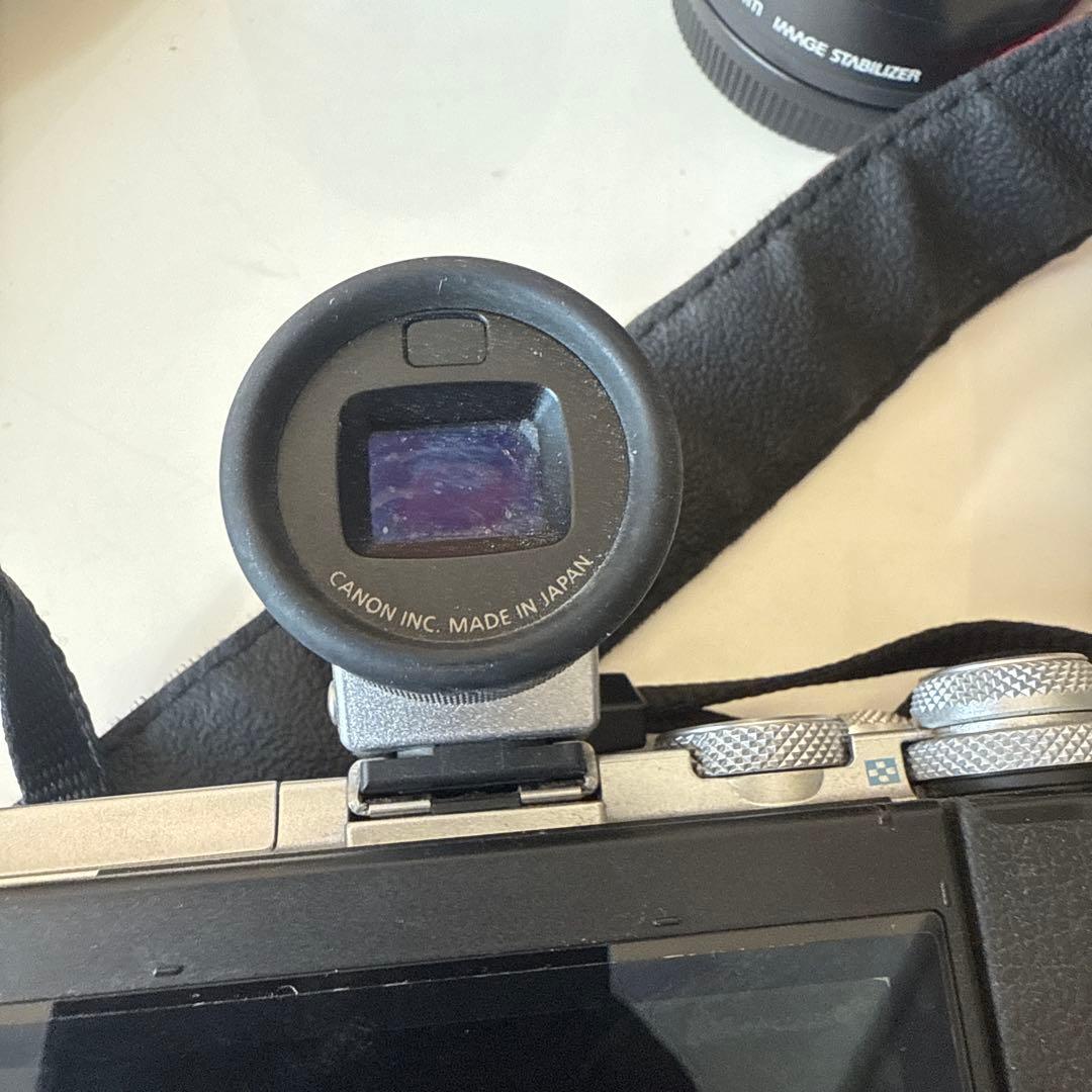 Canon eos m6 シルバー　ズームレンズ&EVF付 (レンズ不具合あり)