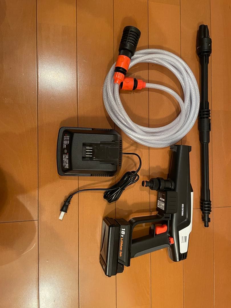 使用時間30分　アイリスオーヤマ　コードレス高圧洗浄機　JHW-201