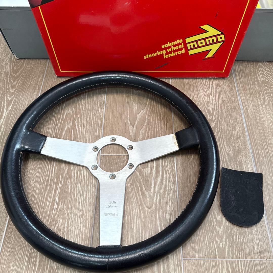 【希少】★ジル・ビルヌーブ★MOMO ステアリング★モモ 正規品　35
