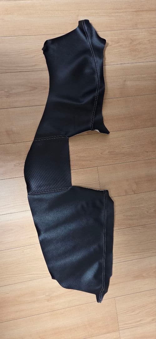 C-HR用ダッシュボードカバー　Leather Custom FIRST