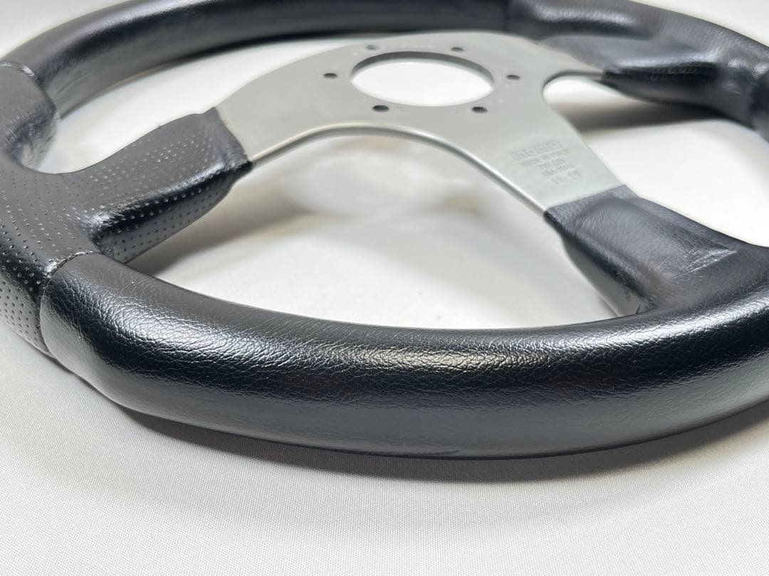 MOMO RACE 35cm TYP D35 KBA 70116 ステアリング