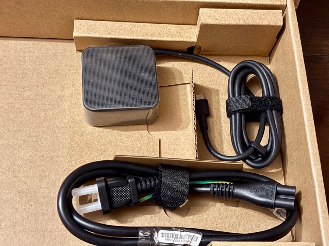 ASUS Chromebook 11.6インチ CR1100FKA-BP0003