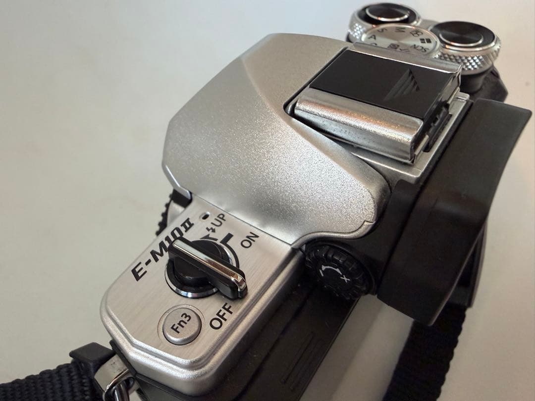 【美品・3637回】OM-D E-M10 Mark II ボディ サブ機に