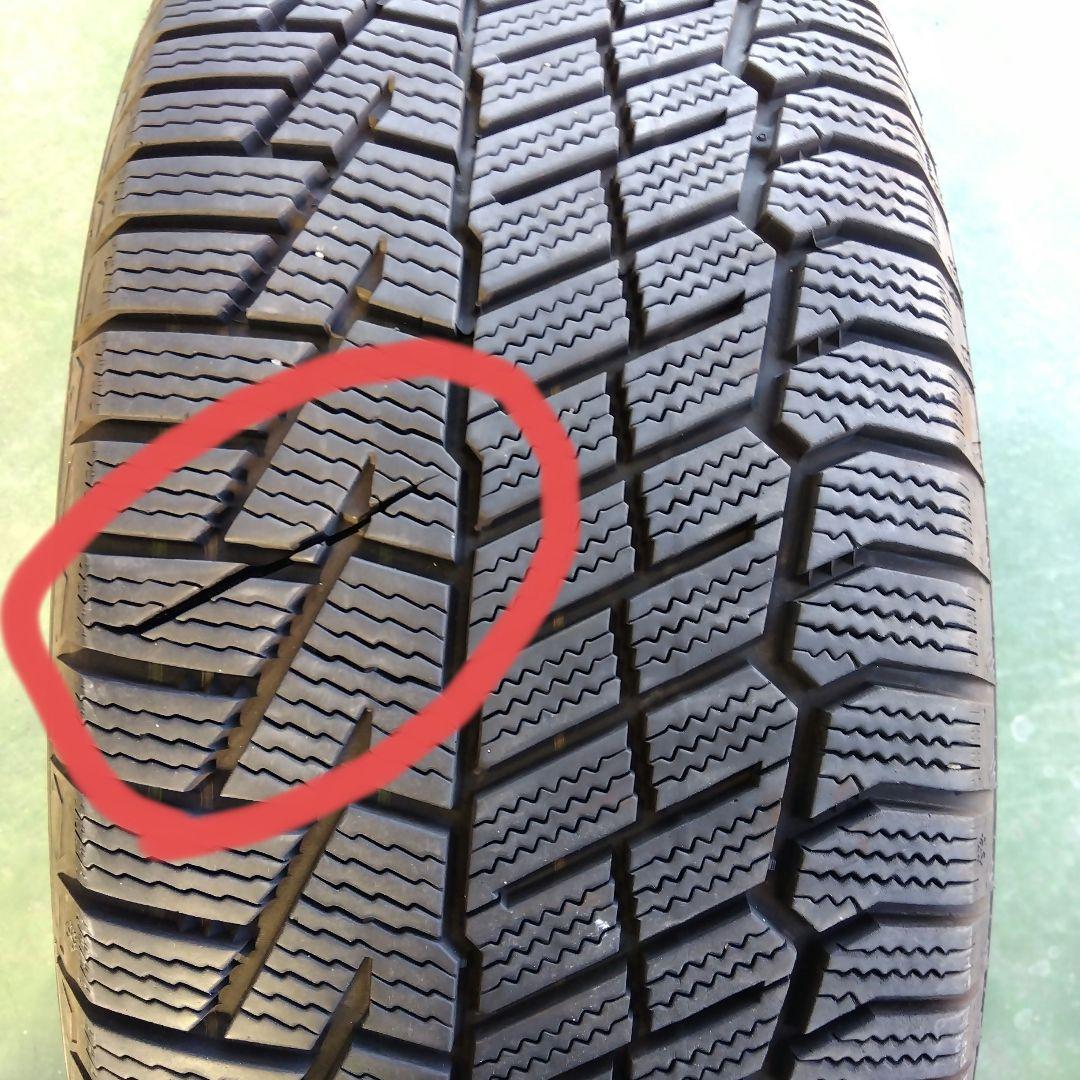 キャデラック　XT4 スタッドレスタイヤ・ホイールセット 235/55R18