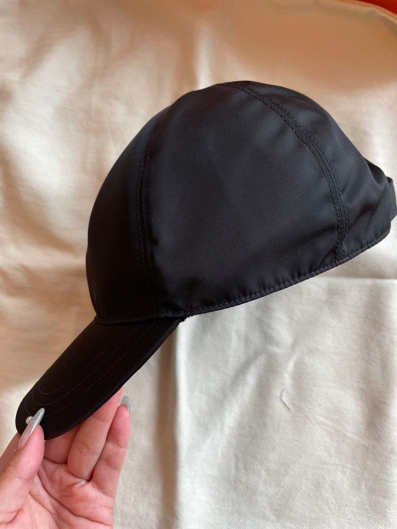 プラダ　ナイロン　キャップ　レディース　S 機内コーデ