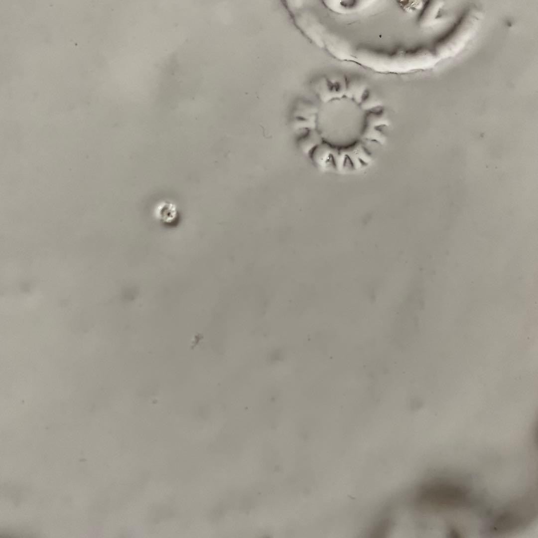 短期出品　アスティエ •ド•ヴィラット　ジベアドゥベ　ローズ柄白いプレート