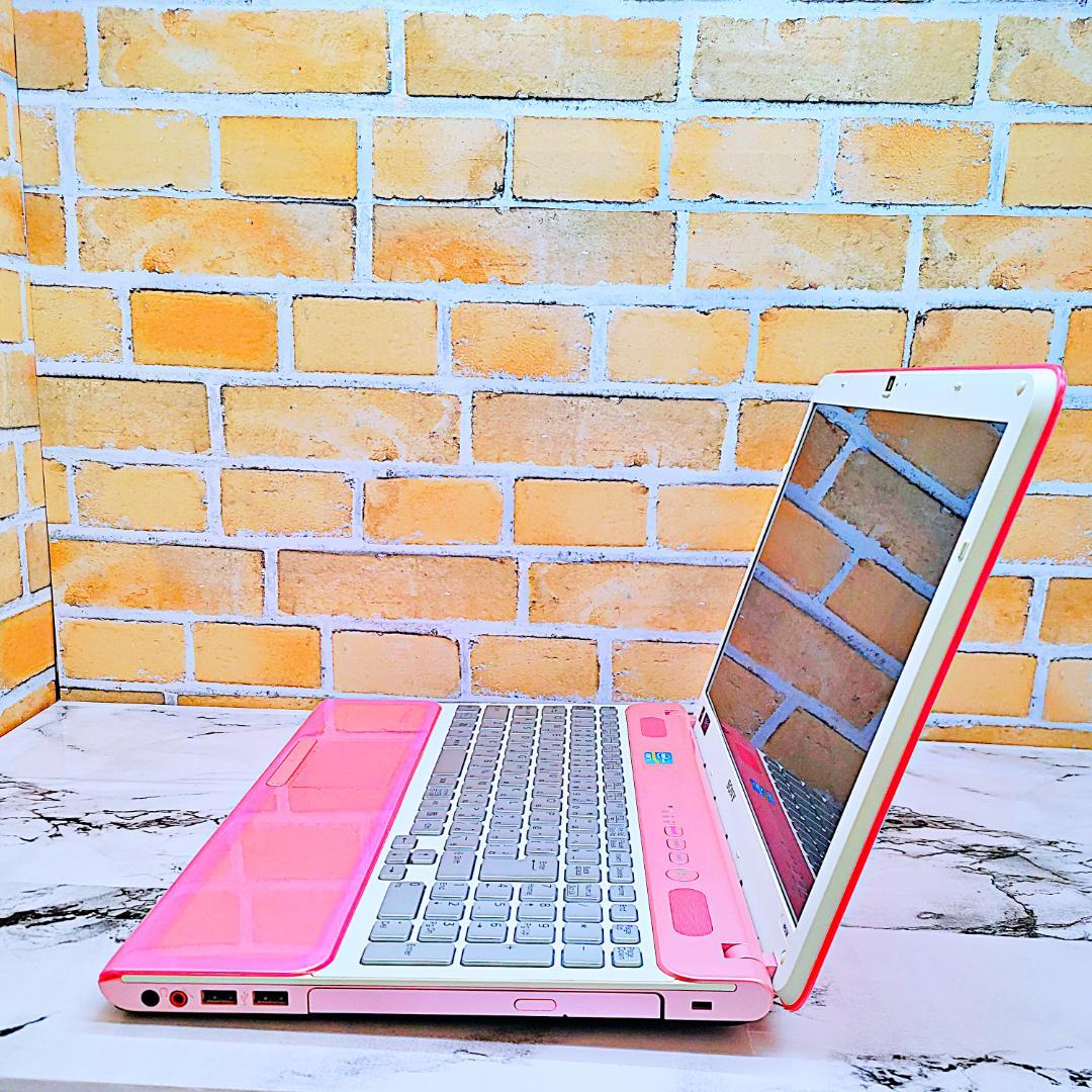 スケルトンピンクノートパソコン❣️Core-i5☘️爆速SSD✨メモリ8G