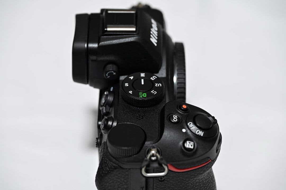 撮影500回以下 Nikon Z 5 ミラーレス一眼カメラ 24-50mmキット