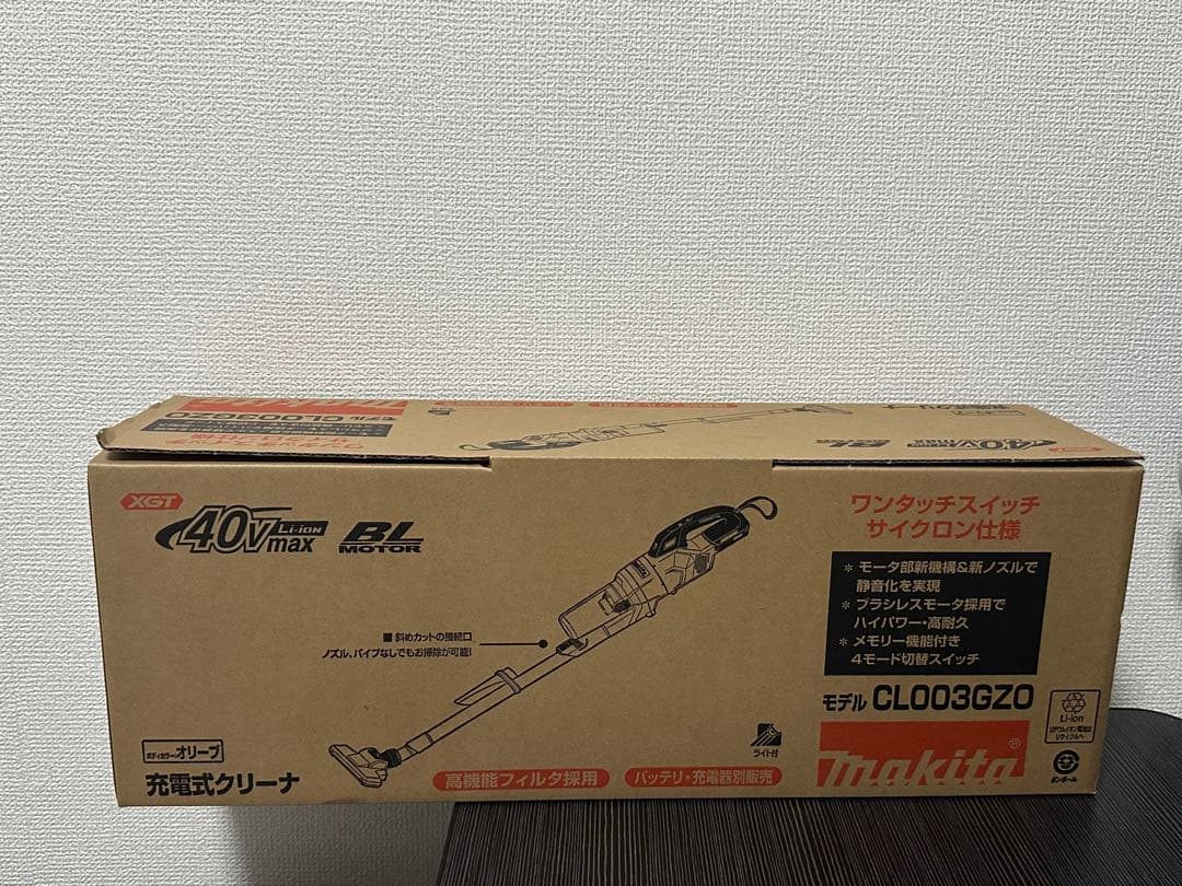 【新品】Makita 充電式クリーナー CL003GZO
