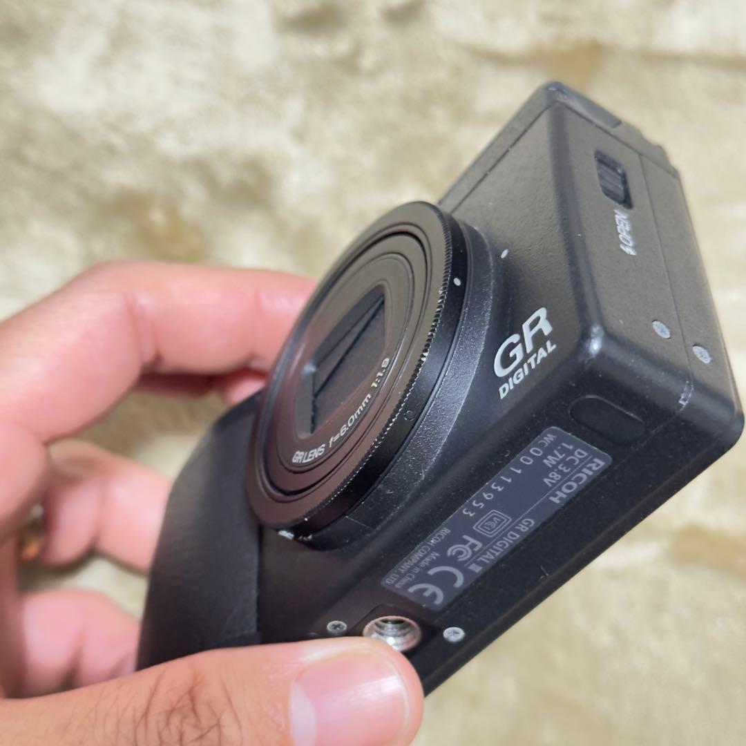 デジタルカメラ RICOH GR DIGITAL iii
