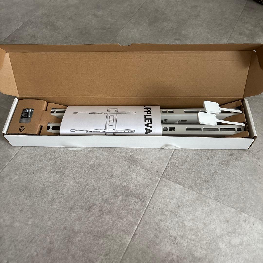 未使用品　IKEA UPPLEVA ウップレーヴァ テレビ用ウォールブラケット