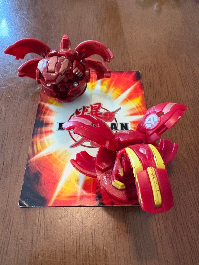 爆丸まとめ売り　ケース付き　ステージ付き　カード付き