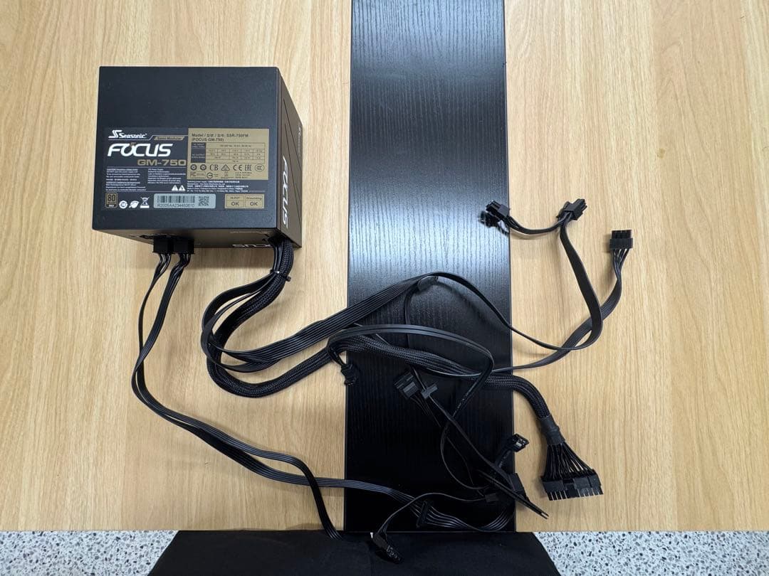 【値下げ】Seasonic FOCUS GM-750 750W GOLD