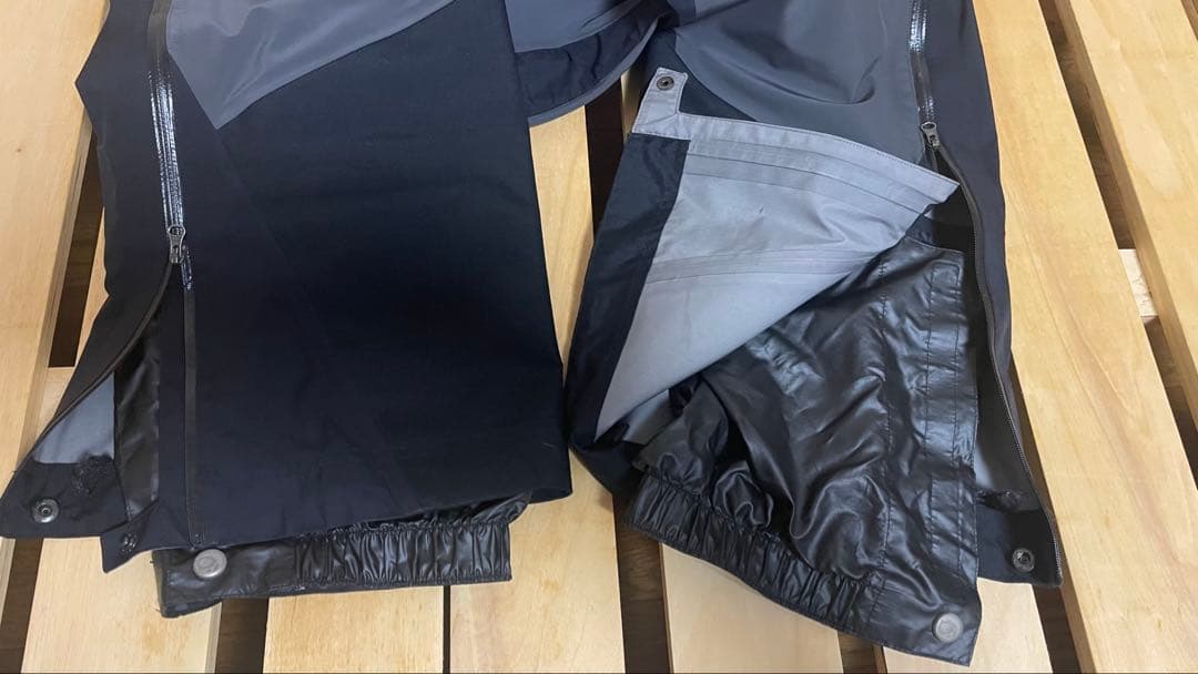 マウンテンハードウェア スノーボードウェア　ビブパンツ上下セット