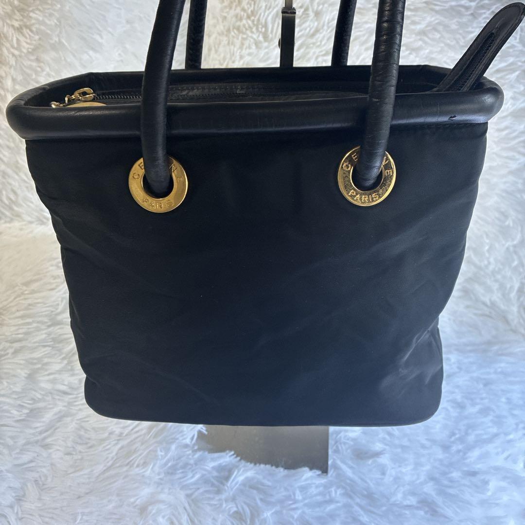 美品✨セリーヌ　黒 ナイロン ショルダーバッグ