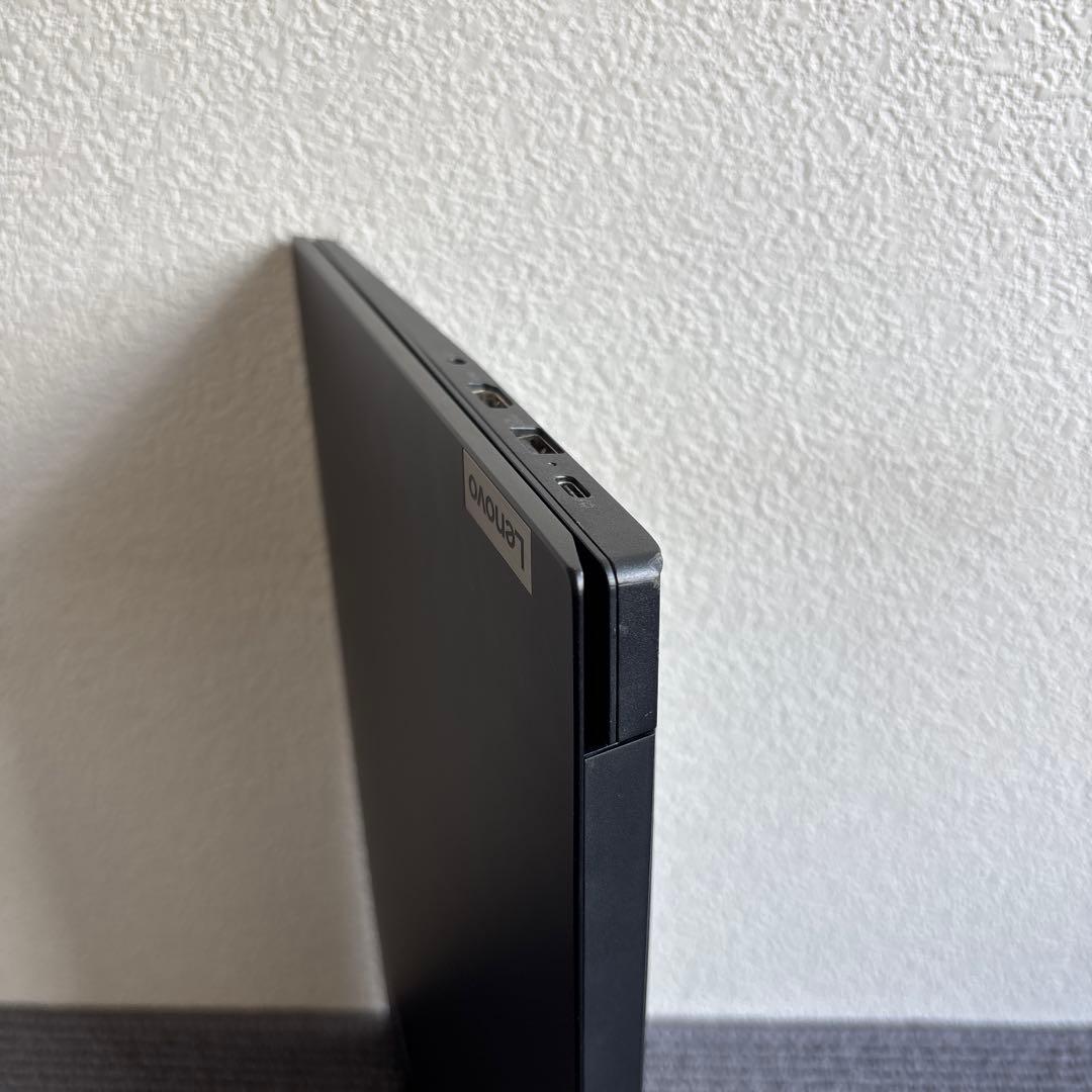 lenovo thinkpad E15 i5第11世代　メモリ4GB