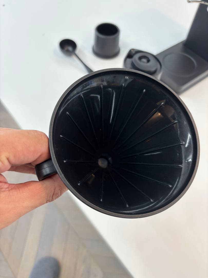 ドリップコーヒーメーカー ブラック