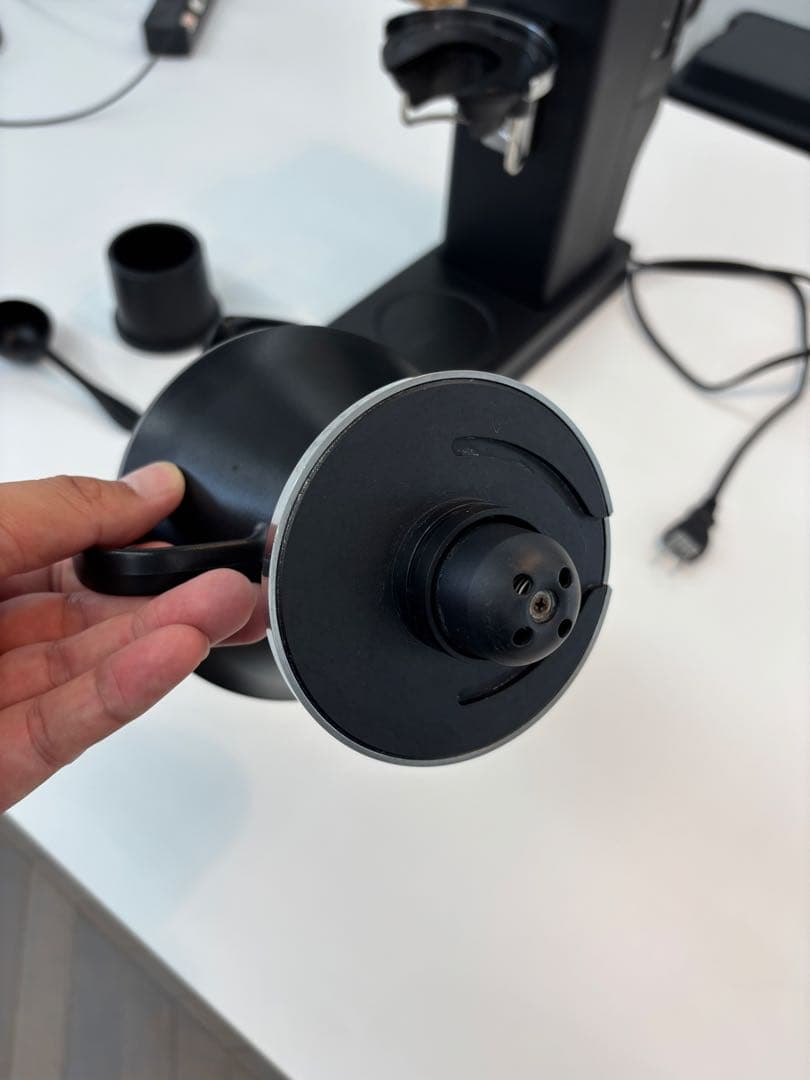 ドリップコーヒーメーカー ブラック