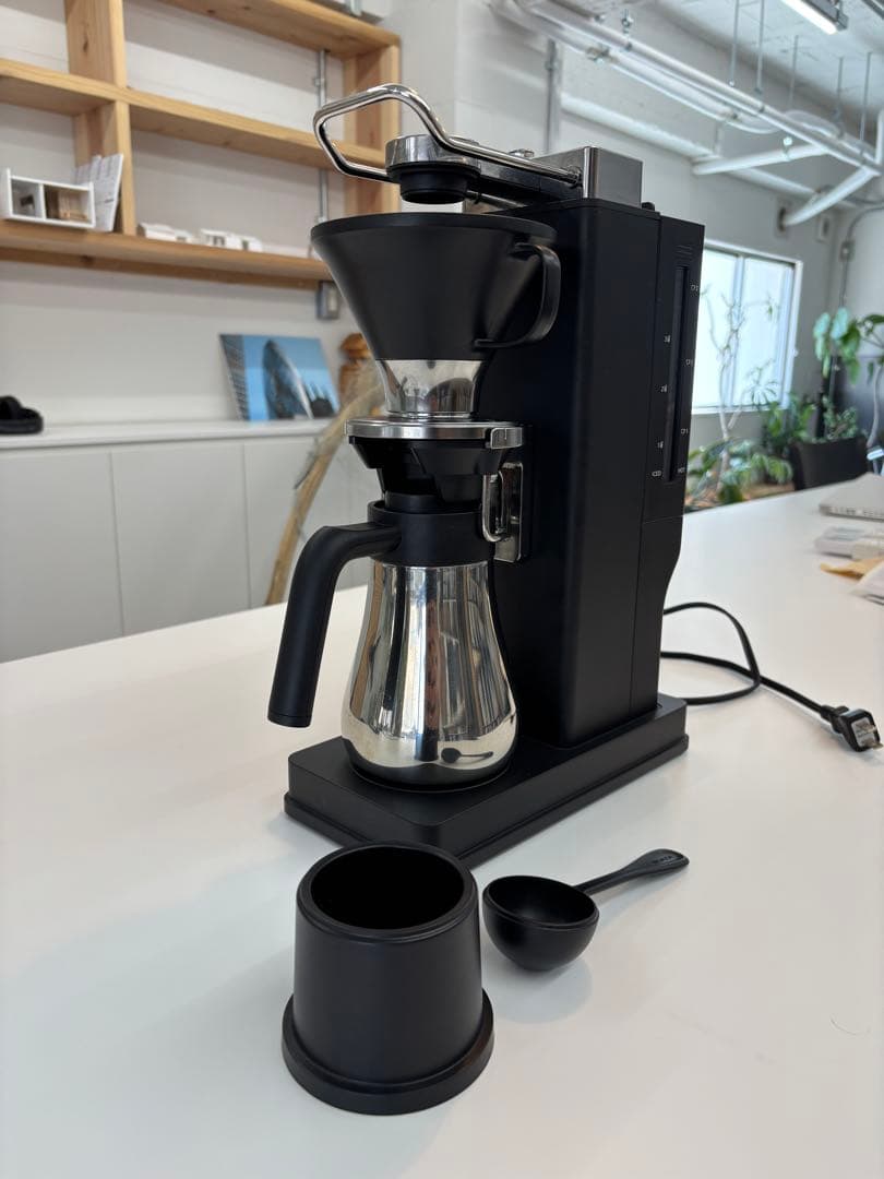 ドリップコーヒーメーカー ブラック