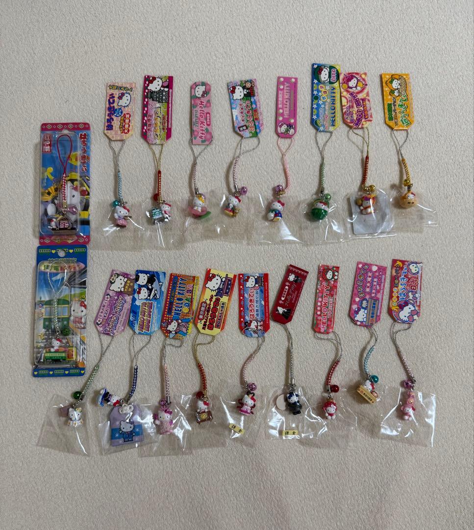 【未使用＊レア】　ご当地キティ　根付け　地域限定　まとめ売り　19個