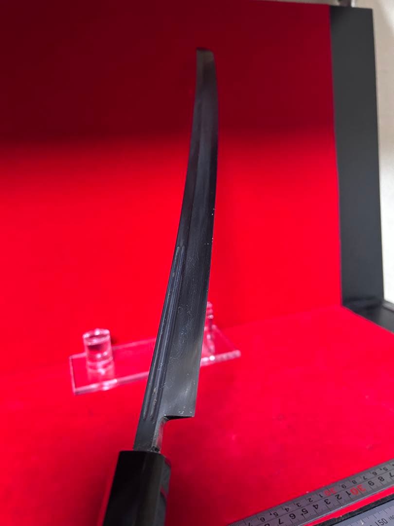 01565 包丁　マグロ包丁　天然砥石研　地肌綺麗　鞘有り　未使用品