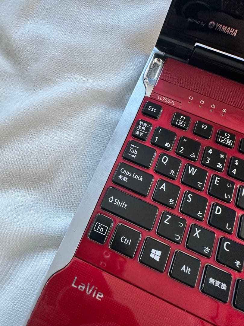 Lavie LL750/L 赤色