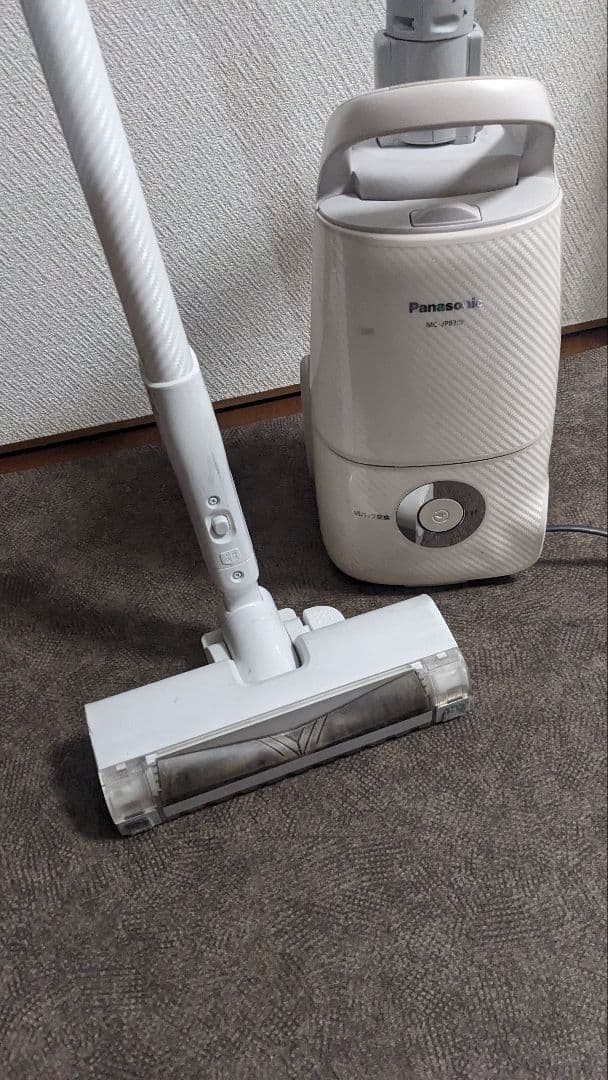 Panasonic軽量スリム掃除機からまないブラシMC-JP830 2021年製