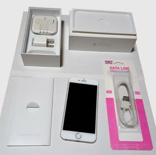 docomo iPhone 6 Silver - 極上状態 99% バッテリー