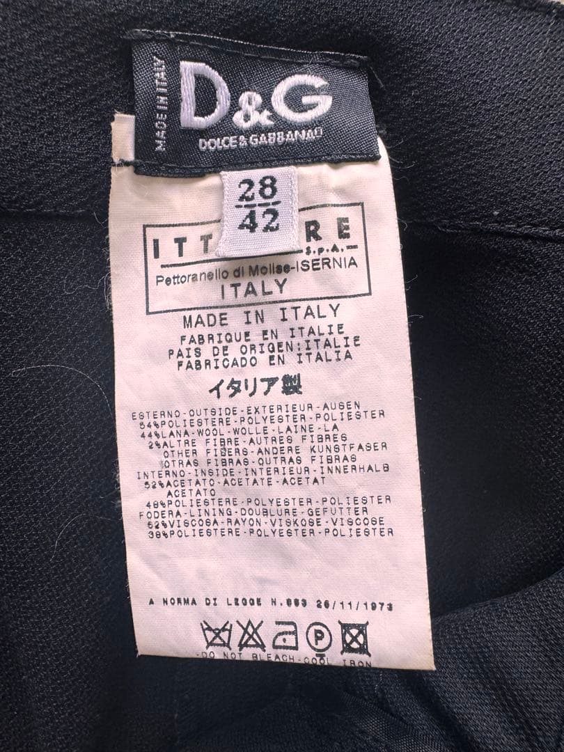 【D&G】スーツ　ジャケットパンツスーツ　42サイズ　24時間以内発送