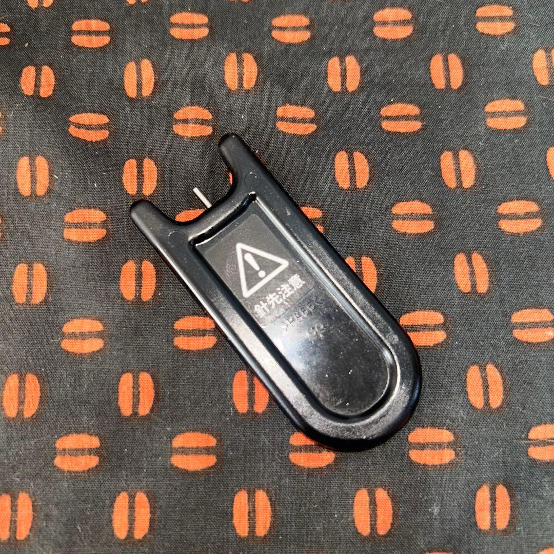 デロンギ　エスプレッソ・カプチーノメーカー デディカ アルテ EC885J