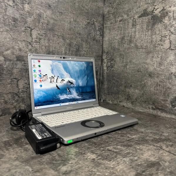 ★Windows11 最新オフィス2024 SSD　初期設定済すぐつかえます★