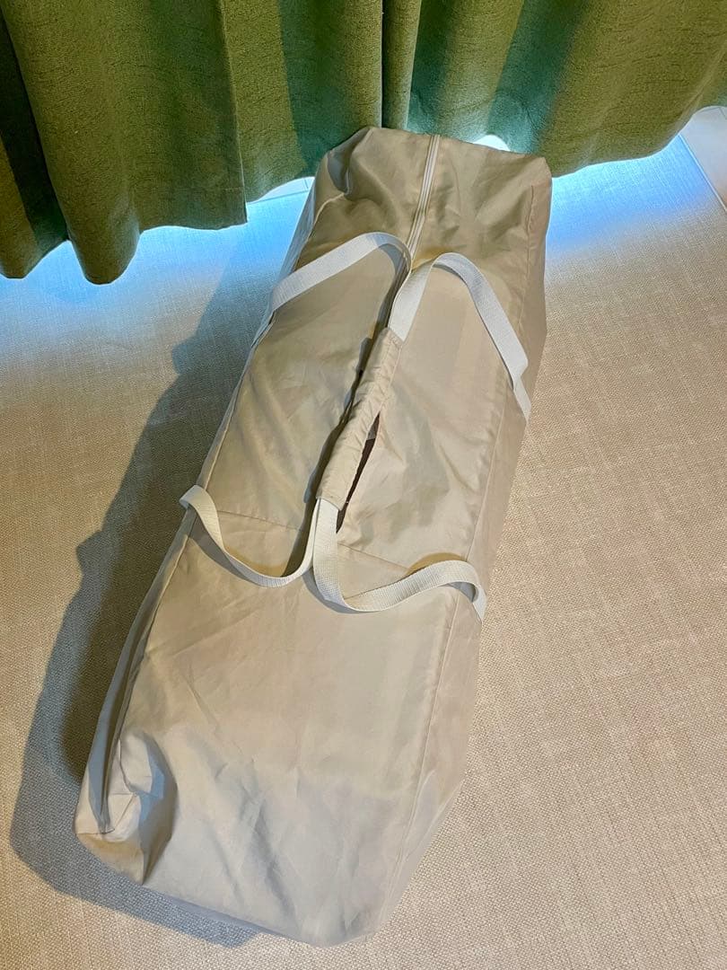 【美品】アップリカ　ココネルエアープラス ホワイトベージュ