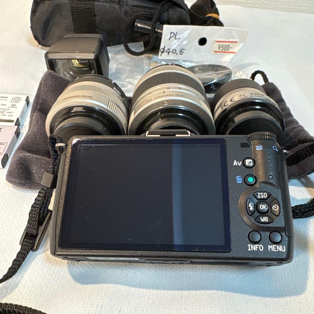 PENTAXQ10 ボディとレンズ ショット数422枚