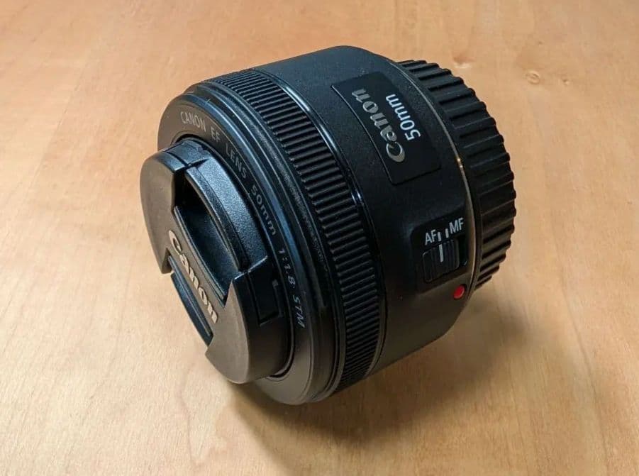 ​【美品】Canon EF 50mm F1.8 STM 単焦点レンズ