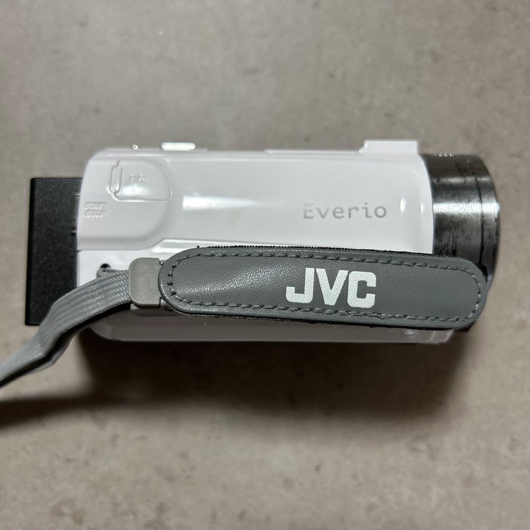 Victor・JVC Everio. GZ-E765-W