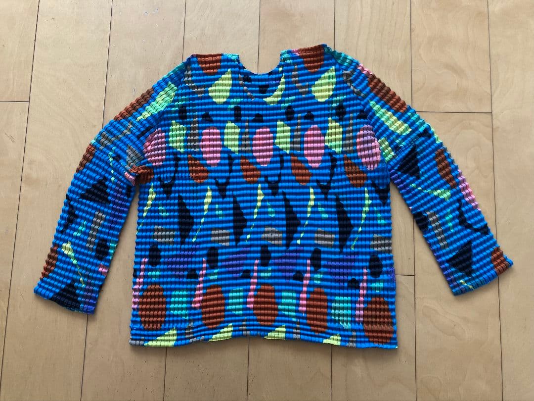 ◇◆◇イッセイミヤケ me トップス◇◆◇