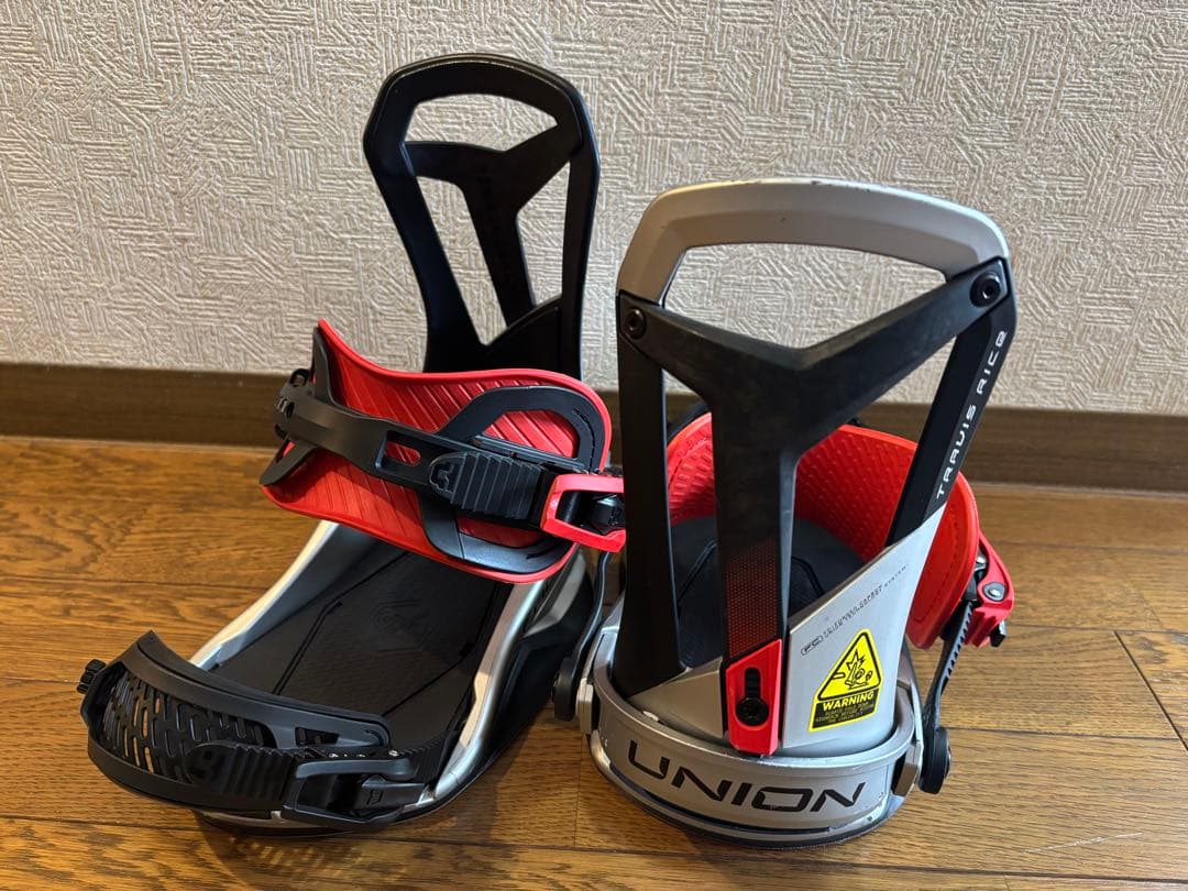 【おふとんとん】24-25 UNION FALCOR シルバー サイズM