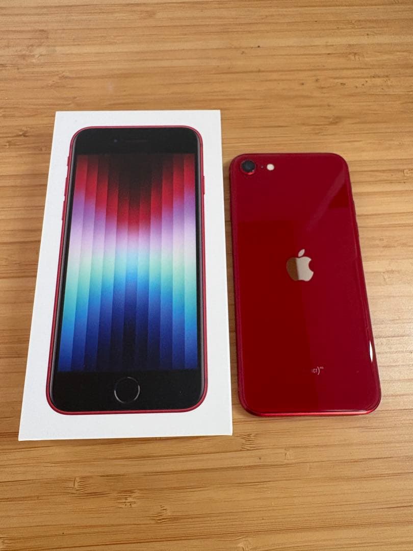 Apple iPhone SE (第3世代) レッド バッテリー82% 美品中古