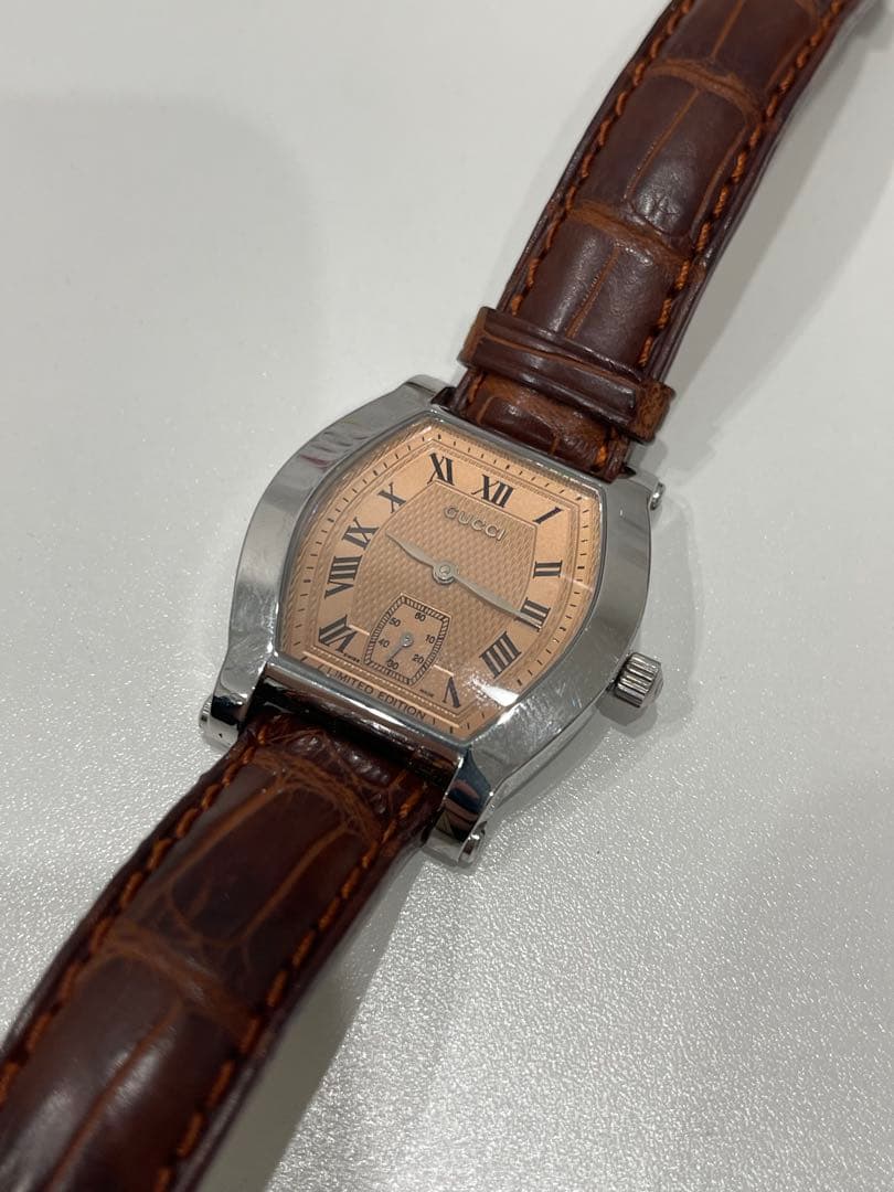 GUCCI 腕時計 7600 M