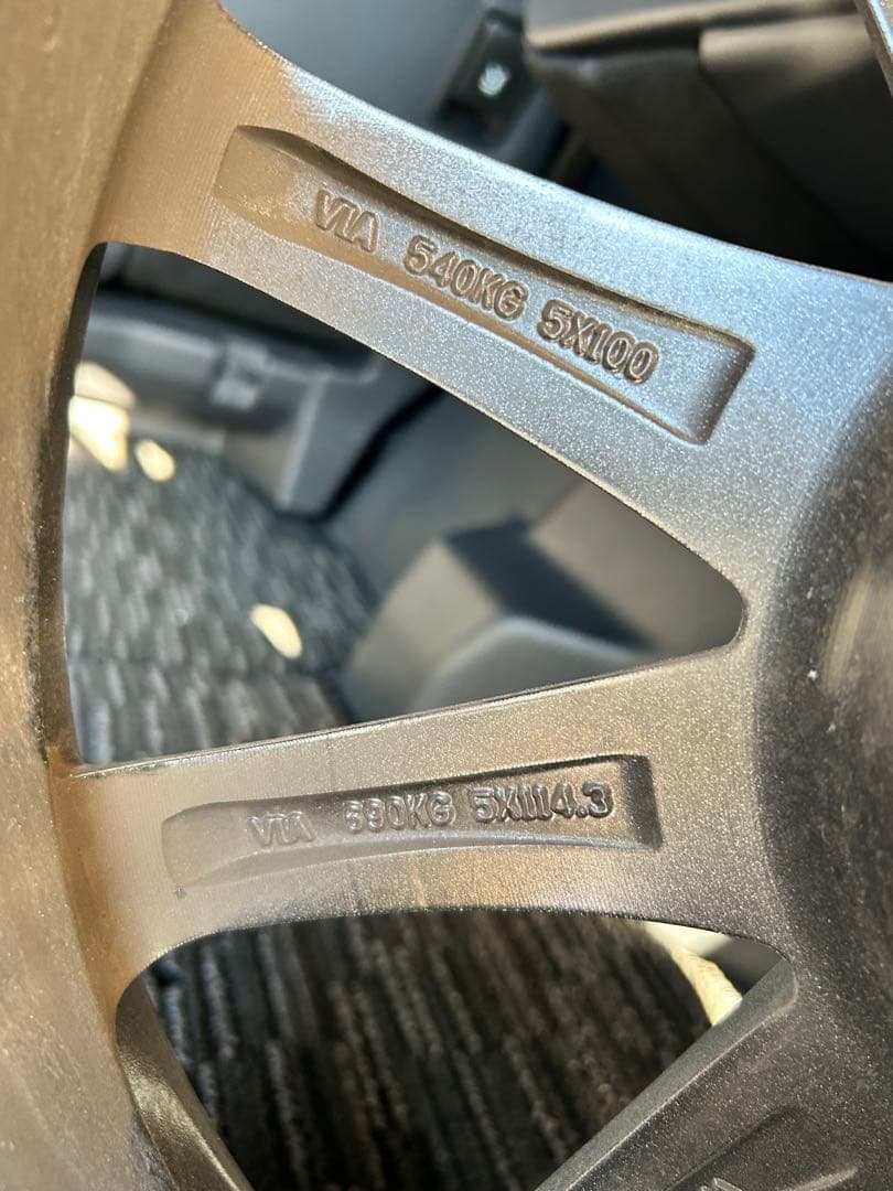 【美品】YOKOHAMA iceGuard スタッドレス225/60R17 4本