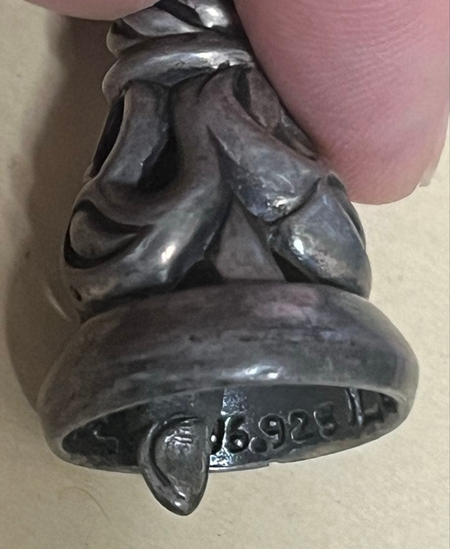 Leonard Kamhout ベルネックレス